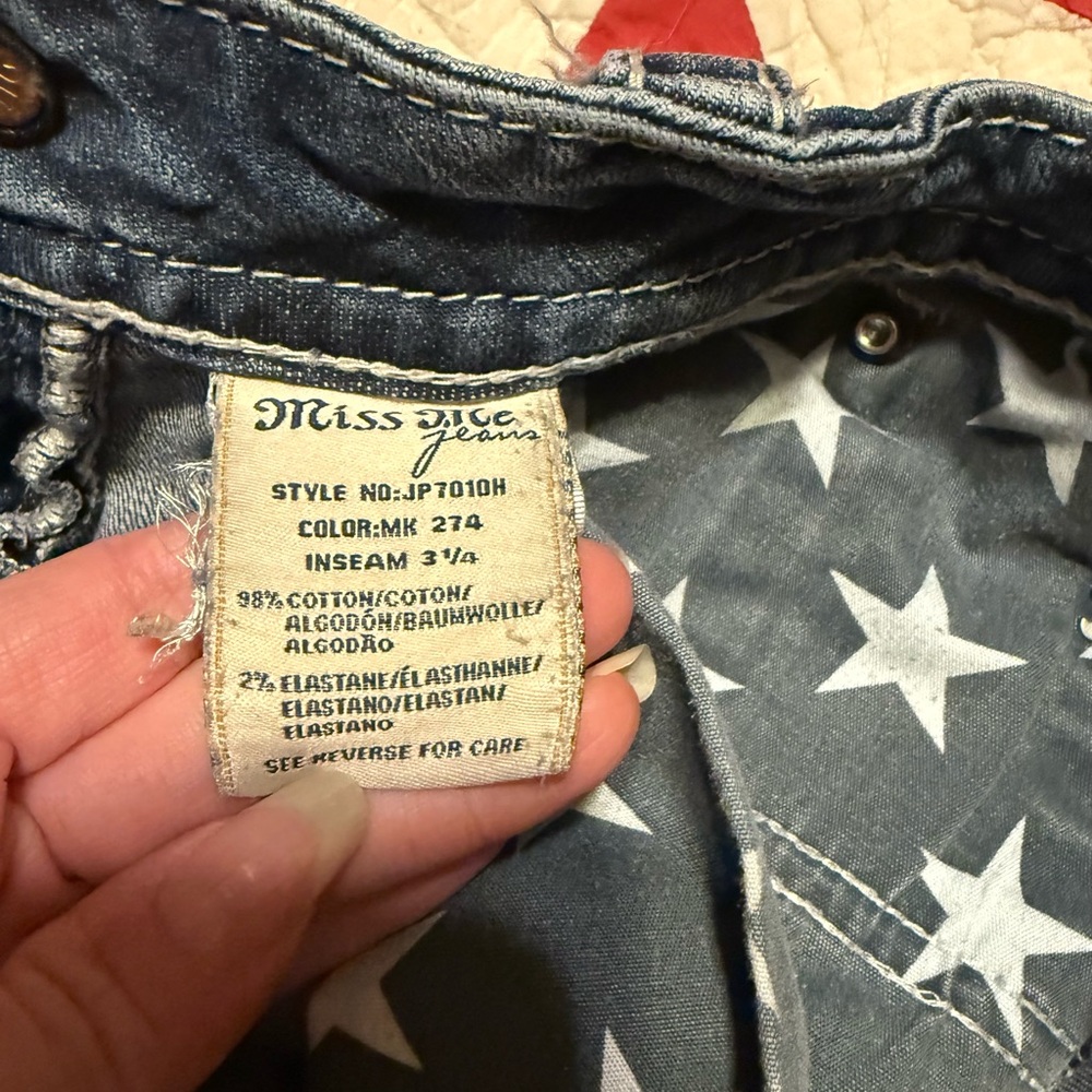 Women's Miss Me Flag Distressed Denim Shorts - Picture 3 of 3